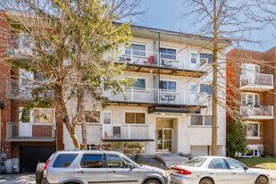 3360 Maréchal Av in Montréal, QC - Building Photo