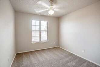538 N Fulton Ave in Lubbock, TX - Foto de edificio - Building Photo