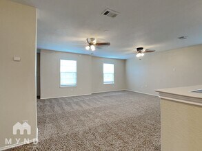 10217 Feldspar Dr in Fort Worth, TX - Building Photo - Building Photo