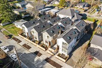 Orchard Street Cottages in Seattle, WA - Building Photo - Building Photo