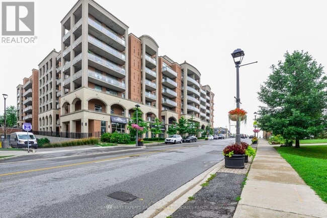 property at 281 Woodbridge Ave