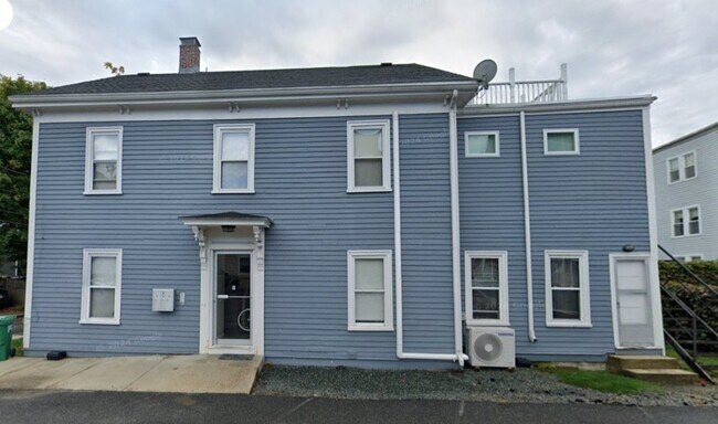 5 Elmer St, Unit 9-3 in Cambridge, MA - Foto de edificio - Building Photo