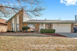 8220 NW 112th St in Oklahoma City, OK - Building Photo