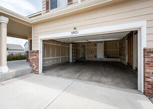 3921 Springs Ranch Dr in Colorado Springs, CO - Building Photo - Building Photo