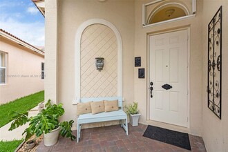 2223 Portofino Ave in Homestead, FL - Foto de edificio - Building Photo