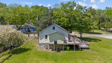 209 Ellington St in New Bern, NC - Building Photo - Building Photo