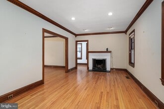 12 Sergeant St in Princeton, NJ - Building Photo - Building Photo