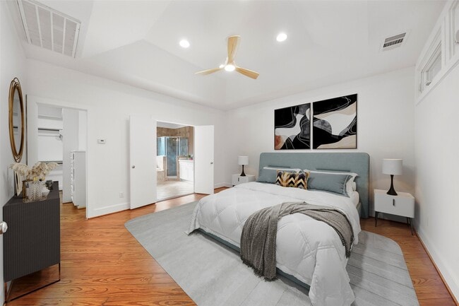 property at 907 Hartman St