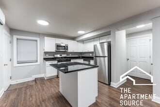 5746 N Winthrop Ave, Unit 203 in Chicago, IL - Foto de edificio - Building Photo