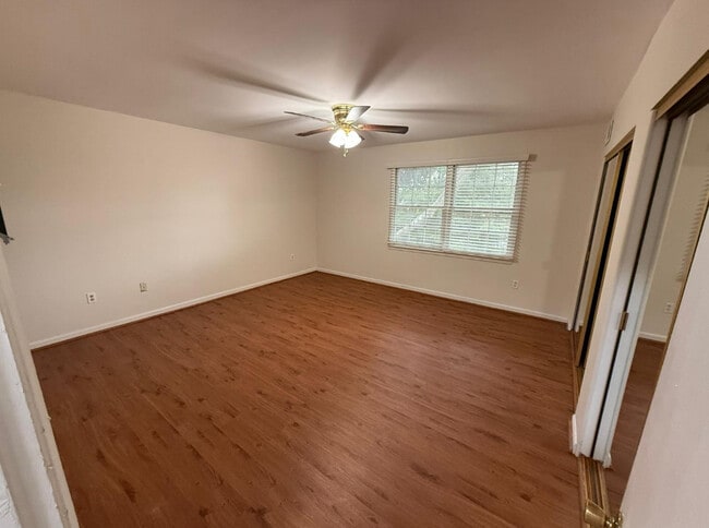 property at 800 Quince Orchard Blvd