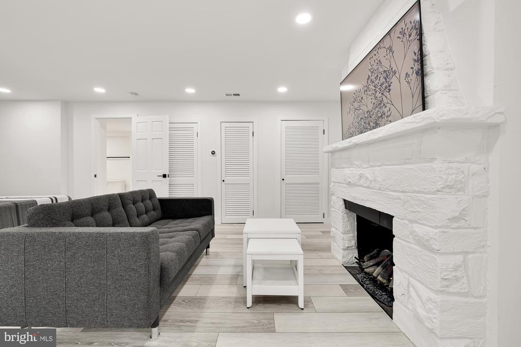 1821 19th St NW in Washington, DC - Foto de edificio