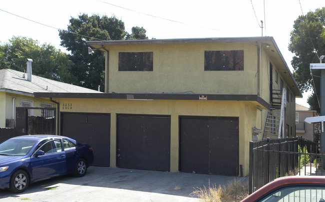 2232 83rd Ave in Oakland, CA - Building Photo - Building Photo