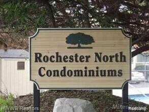 805 Plate St in Rochester, MI - Foto de edificio - Building Photo