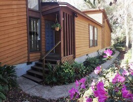 2983 Bay Shore Dr in Tallahassee, FL - Building Photo