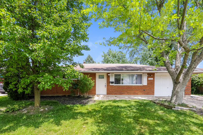 6621 Celestine St in Huber Heights, OH - Building Photo