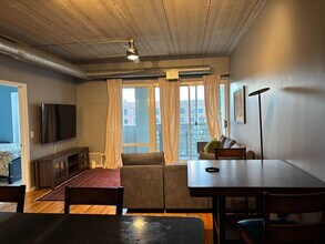 1430 S Michigan Ave in Chicago, IL - Building Photo - Building Photo