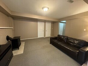 12301 209 St in Maple Ridge, BC - Building Photo - Building Photo