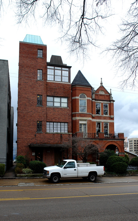 414-416 McCallie Ave in Chattanooga, TN - Building Photo