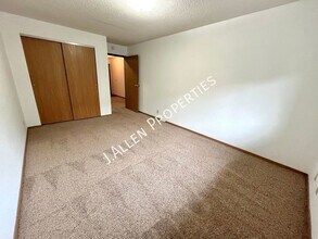 904 Riverfront Rd in Norfolk, NE - Building Photo - Building Photo