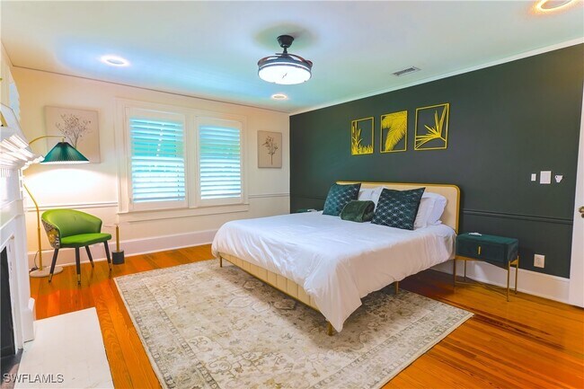 property at 1427 El Prado Ave