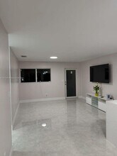 7781 Simms St in Hollywood, FL - Building Photo - Building Photo