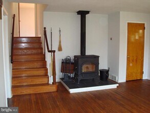 1346 Faucett Dr in West Chester, PA - Building Photo - Building Photo