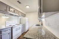 510 Coleman St photo'