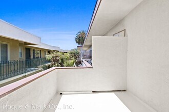1241 9th St in Santa Monica, CA - Building Photo - Building Photo
