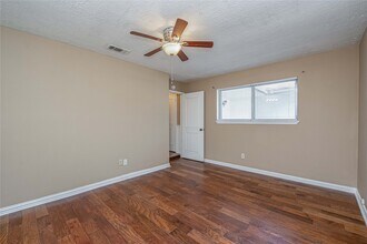 16778 Glen Eagle Dr N in Conroe, TX - Building Photo - Building Photo