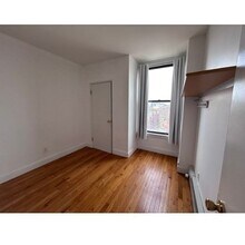 483 Beacon St, Unit 92 in Boston, MA - Building Photo - Building Photo