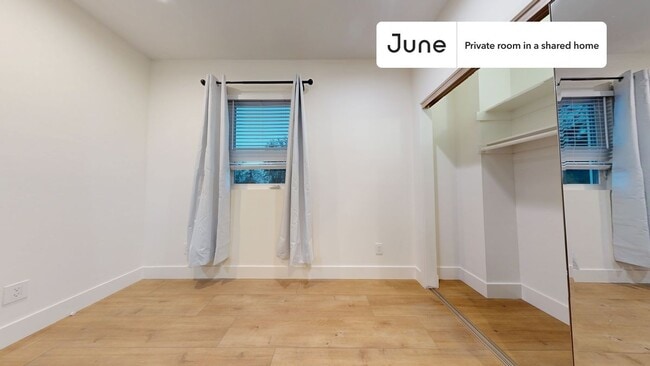 property at 5637 Riverton Ave