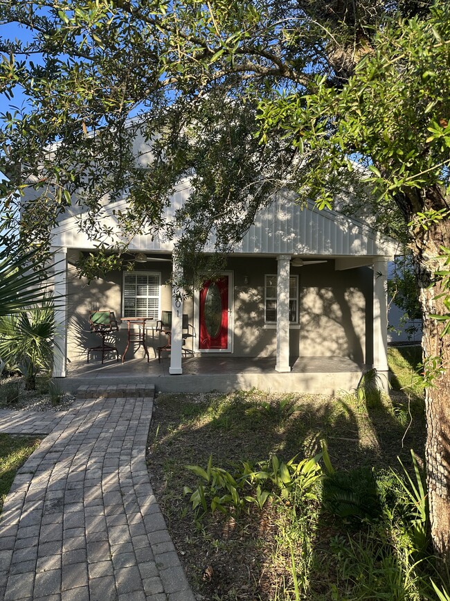 property at 1201 S Flagler Ave