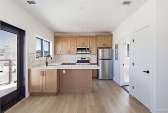 56 Suffolk Rd in Island Park, NY - Building Photo - Building Photo