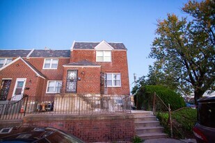 6201 Langdon St in Philadelphia, PA - Building Photo