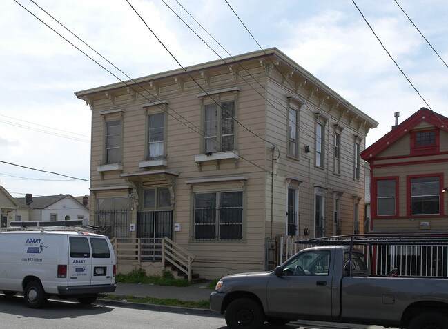 1655 12th St in Oakland, CA - Foto de edificio - Building Photo