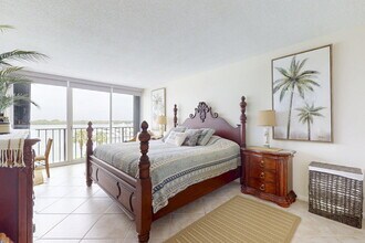 124 Lakeshore Dr in North Palm Beach, FL - Building Photo - Building Photo