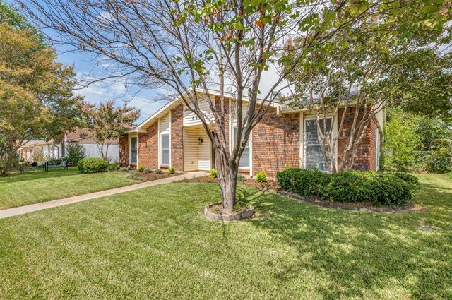 4762 N Colony Blvd in The Colony, TX - Foto de edificio - Building Photo