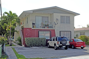 671 NW 44th Ave Apartments