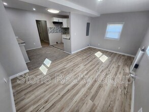 2445 Liberty Ave in Terre Haute, IN - Building Photo - Building Photo