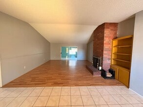 2081 Diamond Ave in Barstow, CA - Building Photo - Building Photo