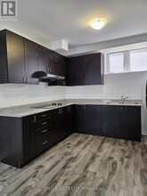 2373 Dress Cir Cres in Oshawa, ON - Building Photo - Building Photo