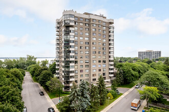 120 Ferland Rue in Montréal, QC - Building Photo - Building Photo