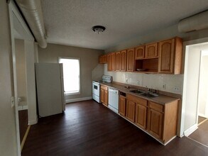 2256 N Jeanette Ave in Wichita, KS - Building Photo - Building Photo