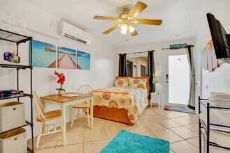 2621 NE 1st St in Pompano Beach, FL - Building Photo - Building Photo