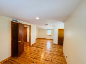 20 Union Ave in Glen Head, NY - Building Photo - Building Photo