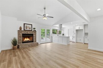 300 Hidden Valley Dr in Aledo, TX - Building Photo - Building Photo