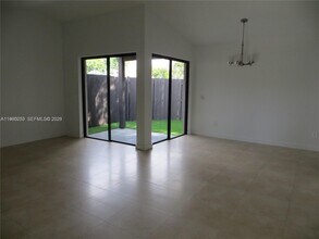 15207 SW 46th Ln in Miami, FL - Building Photo - Building Photo