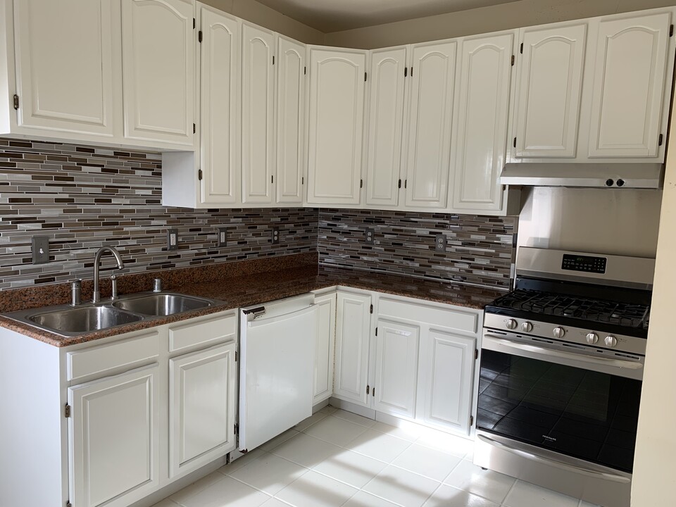 849 53rd St in Oakland, CA - Building Photo