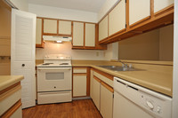 Chesapeake Apartments photo'