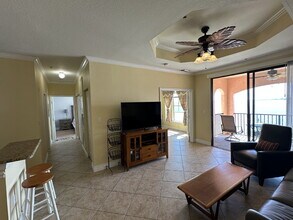 2755 Via Capri in Clearwater, FL - Building Photo - Building Photo